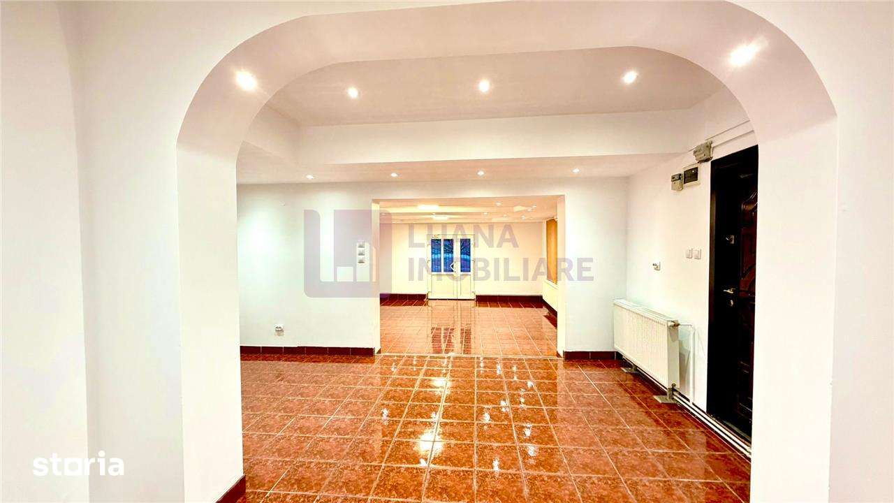 Spatiu de comercial birouri | 80 mp | Strand | cladire separata - Imagine principală: 5/9