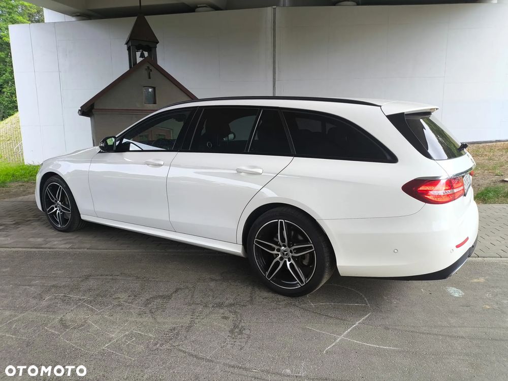 Mercedes-Benz Klasa E 400 d 4-Matic 9G-TRONIC - 4
