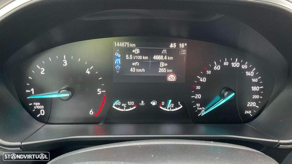 Ford Focus 1.5 TDCi ECOBlue Titanium - 16