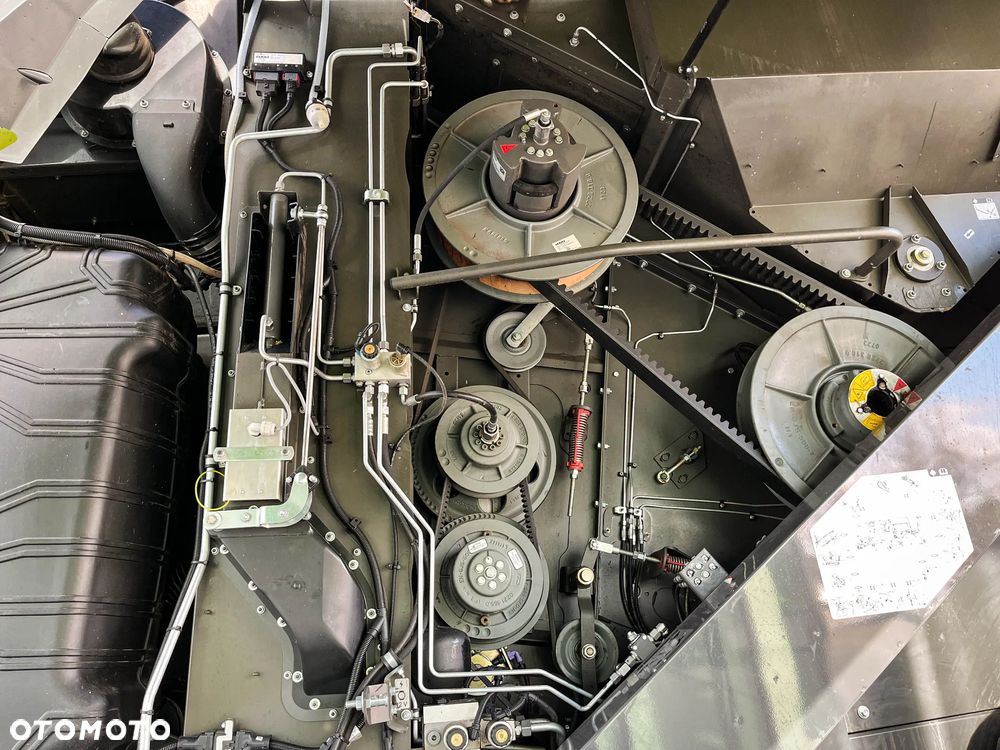 Claas TRION 650 - 21