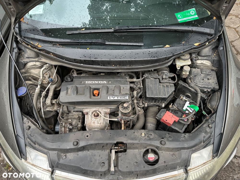 Honda Civic 1.8 Sport - 12