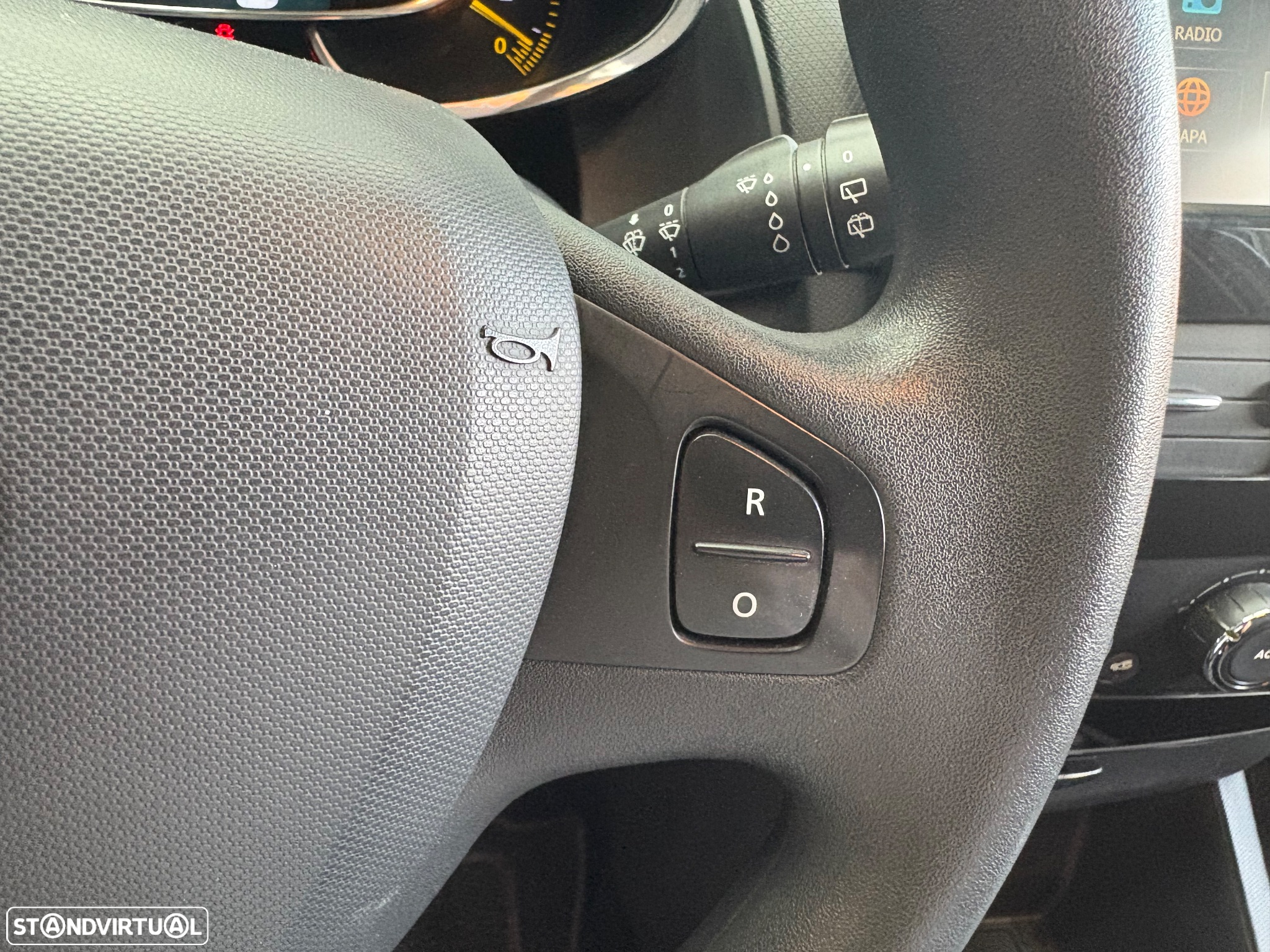 Renault Clio Sport Tourer 0.9 TCE Limited - 40