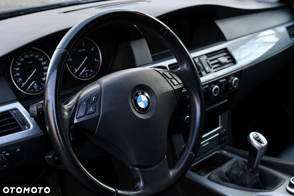 BMW Seria 5 520d Edition Exclusive - 8