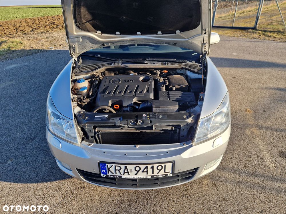 Skoda Octavia 2.0 TDI DPF Elegance - 18
