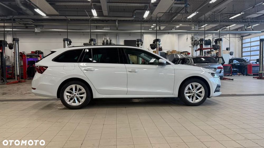 Skoda Octavia 1.4 TSI DSG Ambition - 6