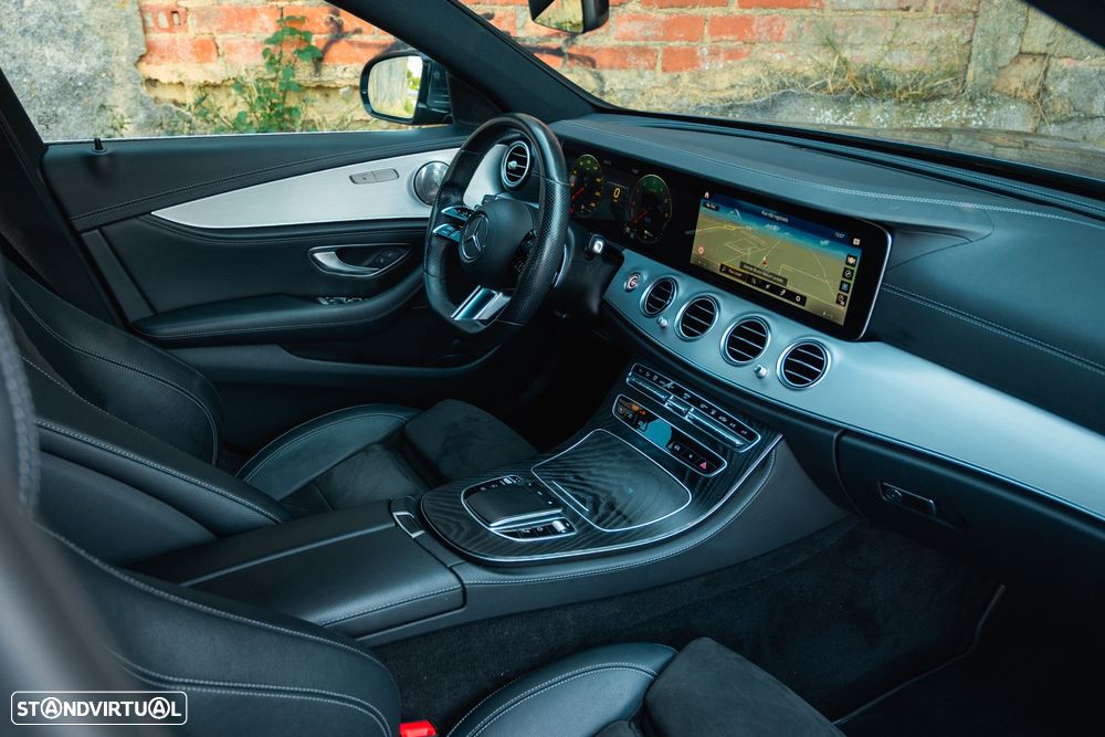 Mercedes-Benz E 300 de AMG Line - 55