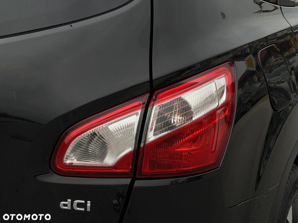 Nissan Qashqai+2 - 17