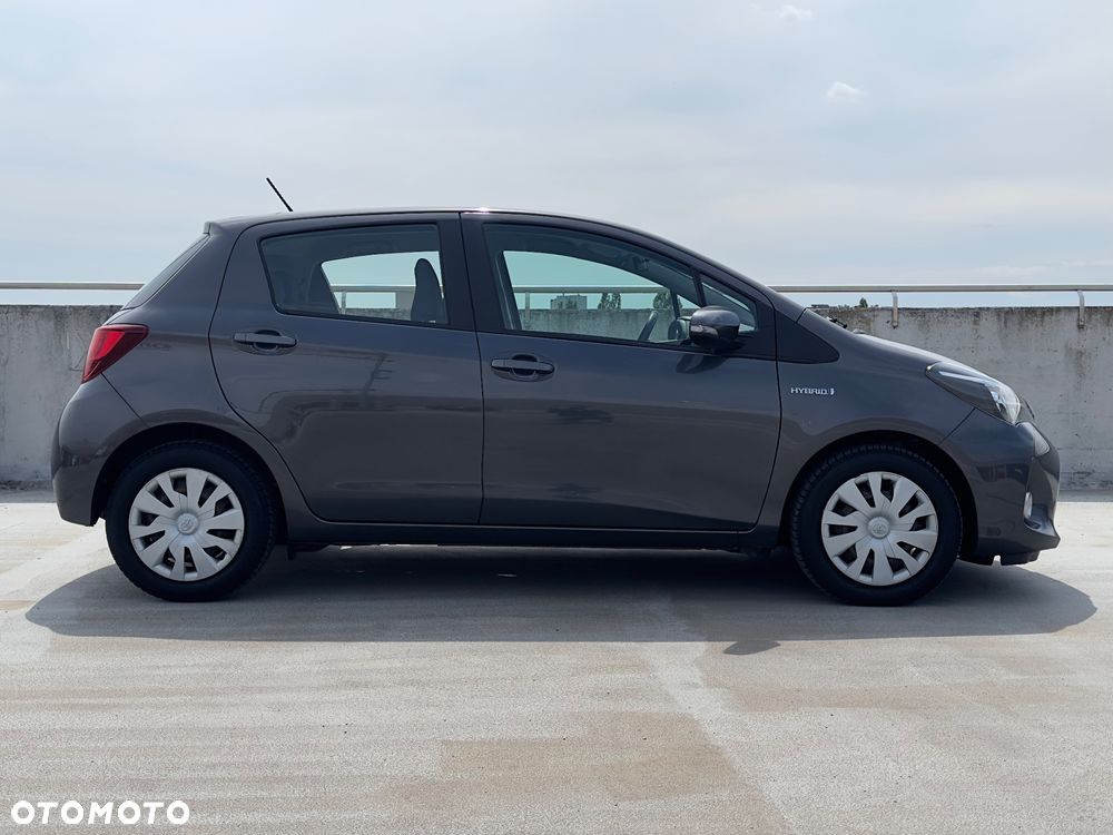 Toyota Yaris Hybrid 100 Premium EU6 - 10