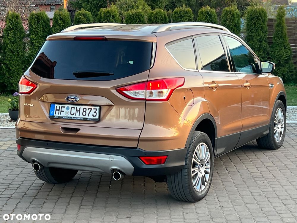 Ford Kuga 2.0 TDCi 2x4 Titanium - 11