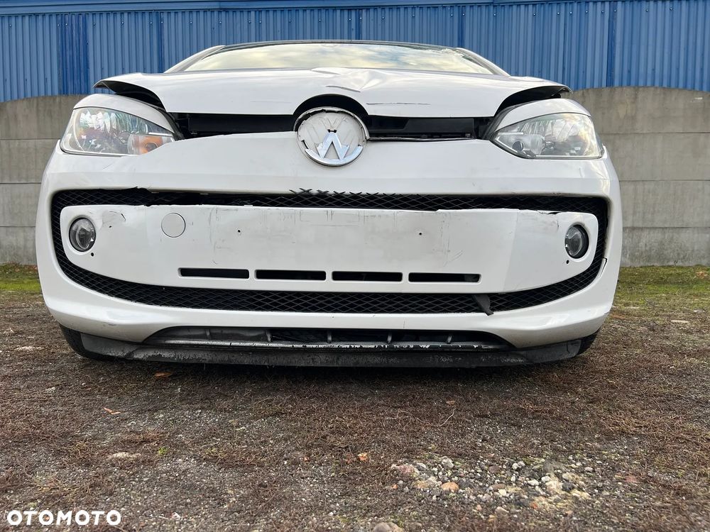 Volkswagen up! (BlueMotion Technology) move - 10