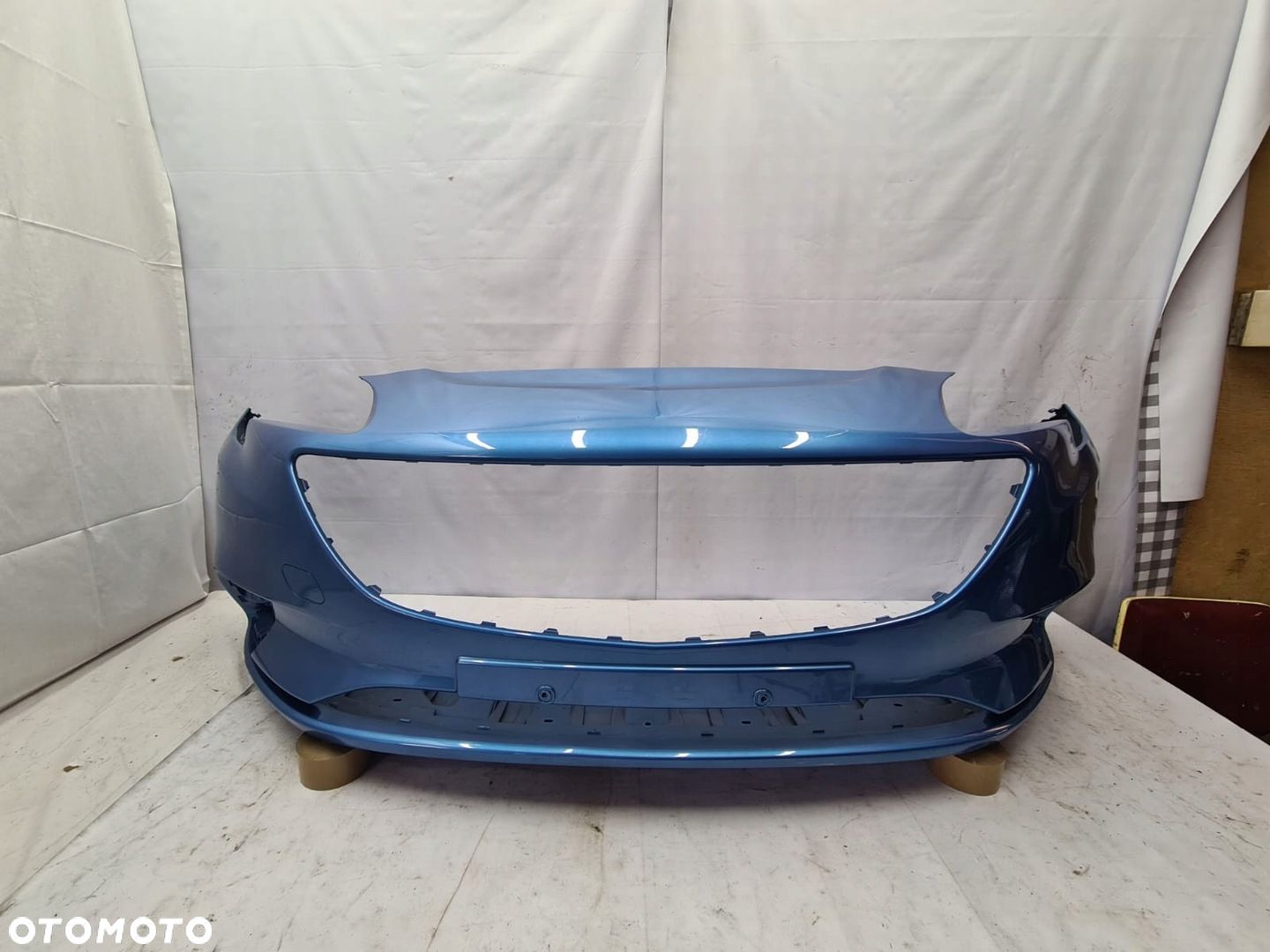 ZDERZAK PRZÓD OPEL CORSA E - 1