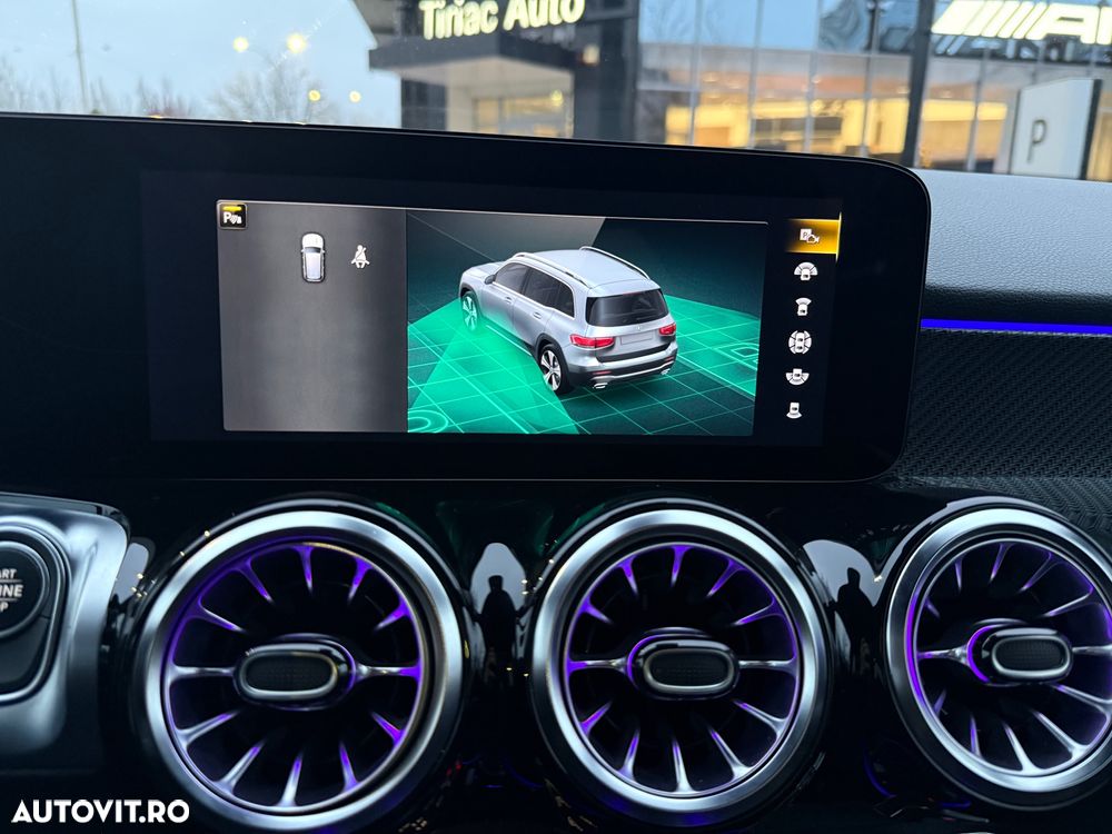 Mercedes-Benz GLB - 22