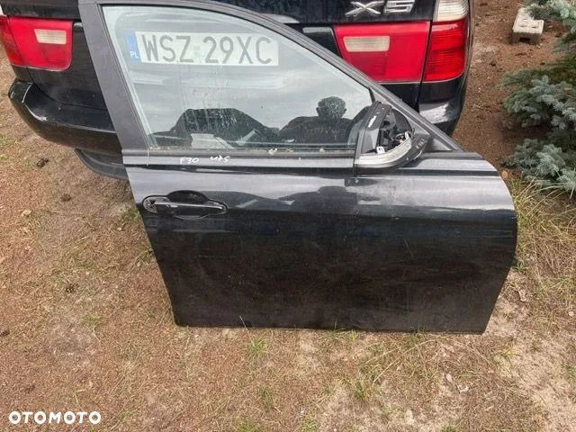 BMW 3 F30 F31 czarne DRZWI przód pprawe rzednie prawy PRAWE kolor 475 black sapphire metallic z rysą