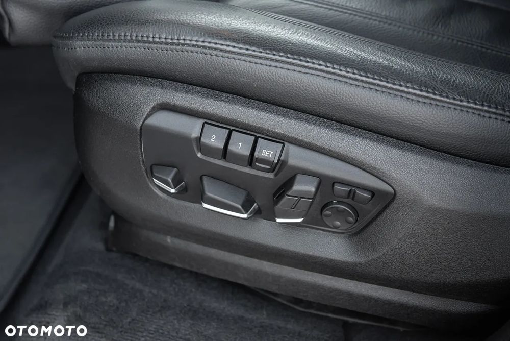 BMW X5 xDrive40d Sport-Aut - 17