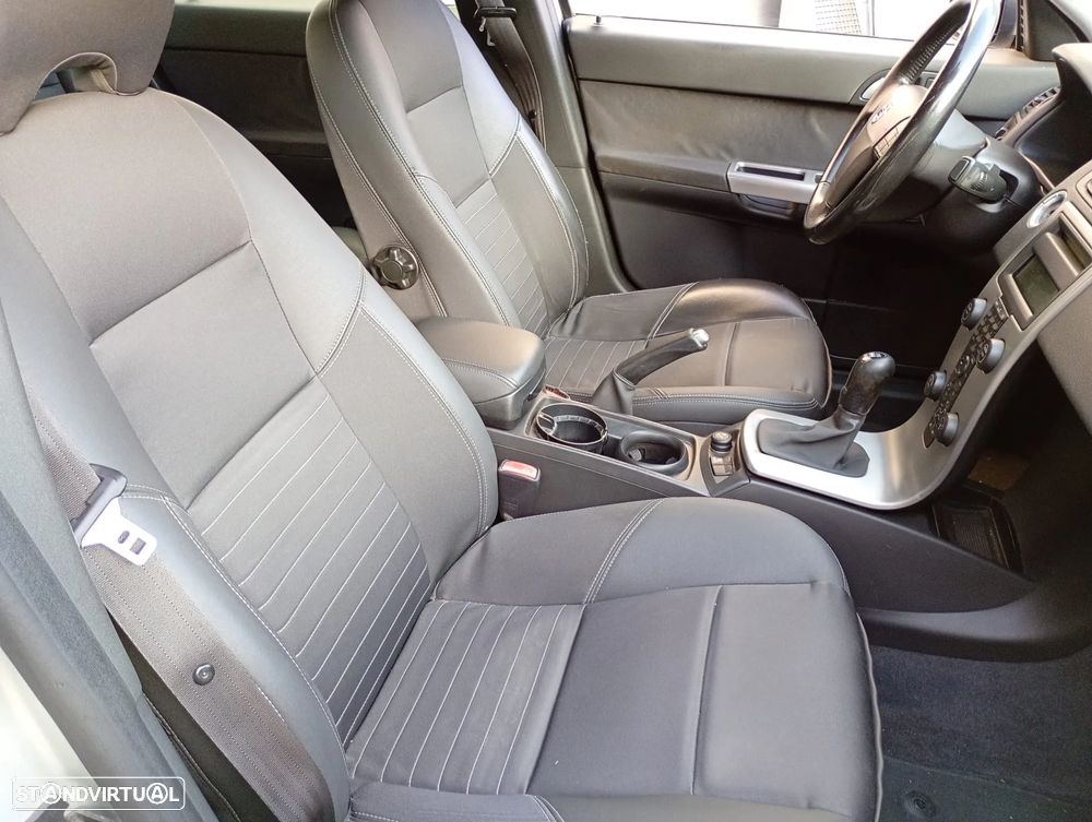 Volvo S40 1.6 D Nível 2 - 12