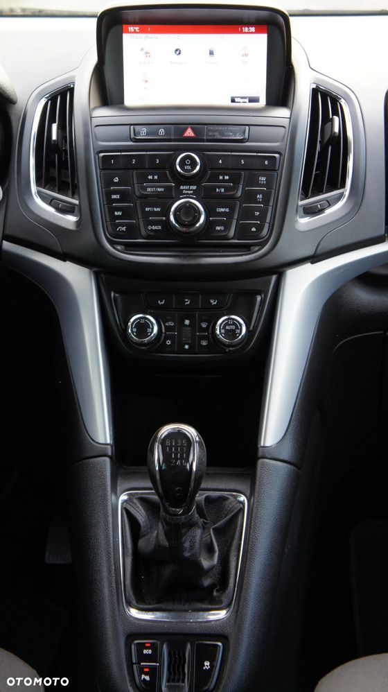 Opel Zafira - 22