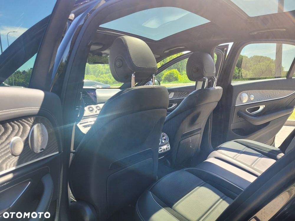 Mercedes-Benz Klasa E AMG 63 S 4Matic+ AMG Speedshift MCT-9G - 21