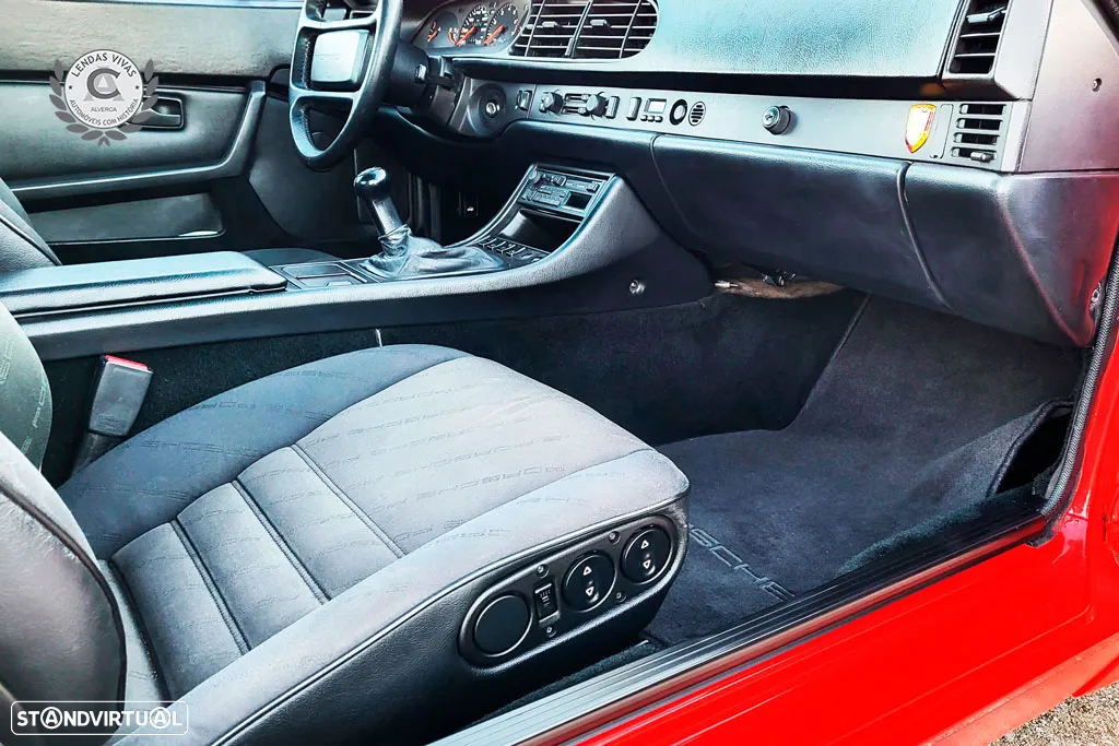 Porsche 944 Turbo S - 15