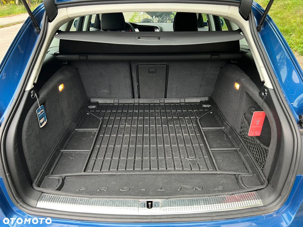Audi A4 Avant - 8