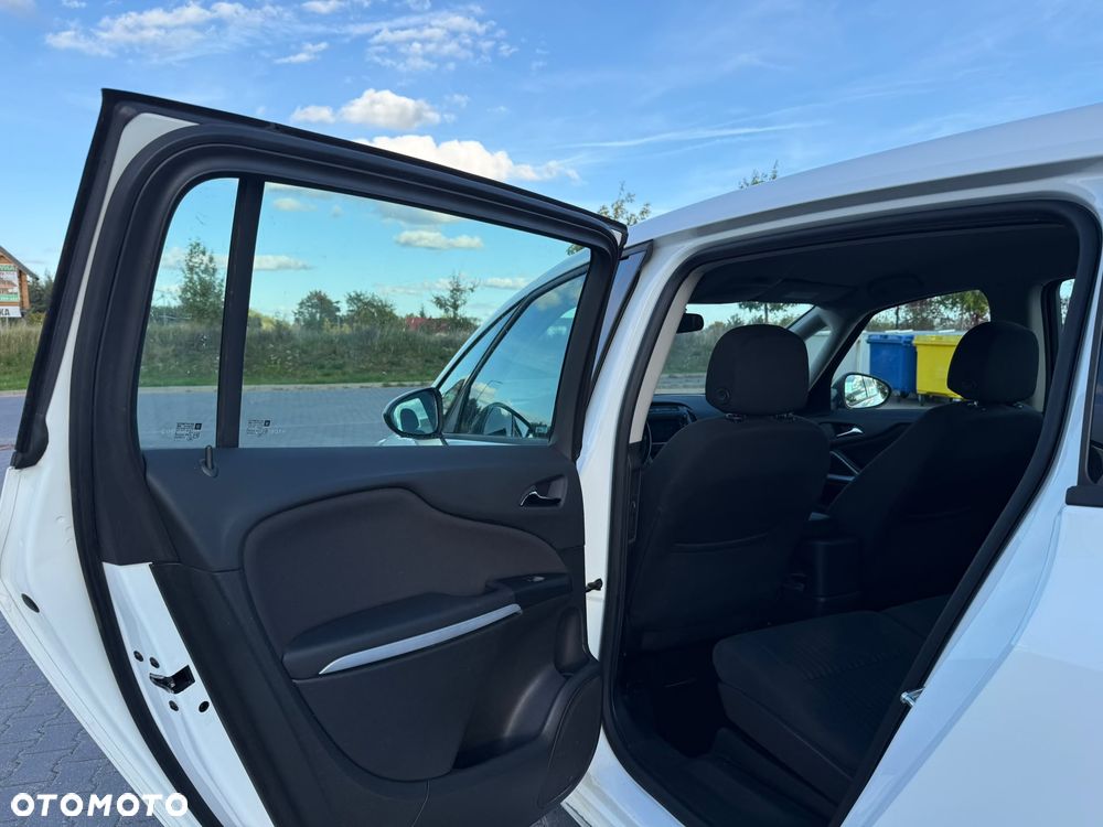 Opel Zafira - 12