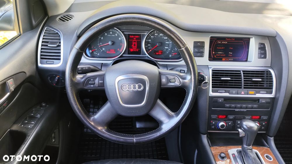 Audi Q7 - 18