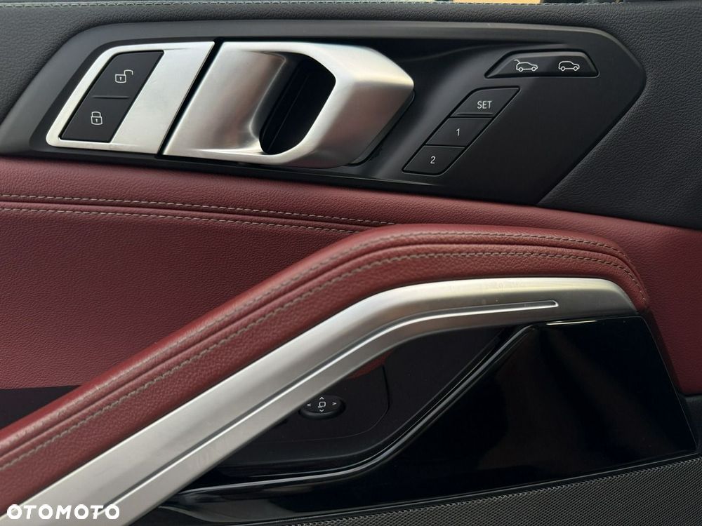 BMW X6 xDrive30d - 27