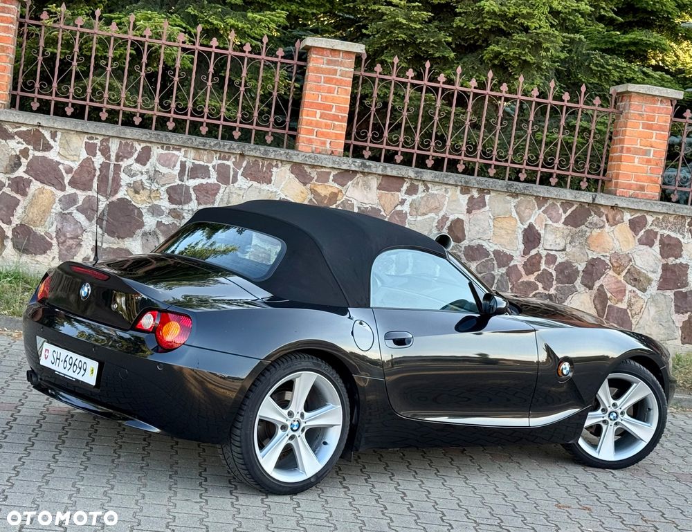 BMW Z4 3.0i - 11