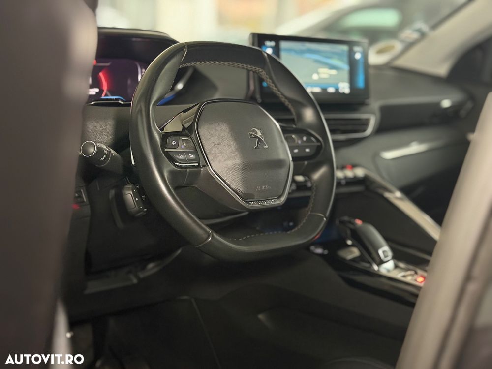 Peugeot 3008 BlueHDi 130 Stop & Start EAT8 Allure Pack - 17