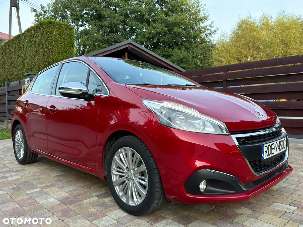 Peugeot 208 PureTech 110 Stop & Start Allure - 2