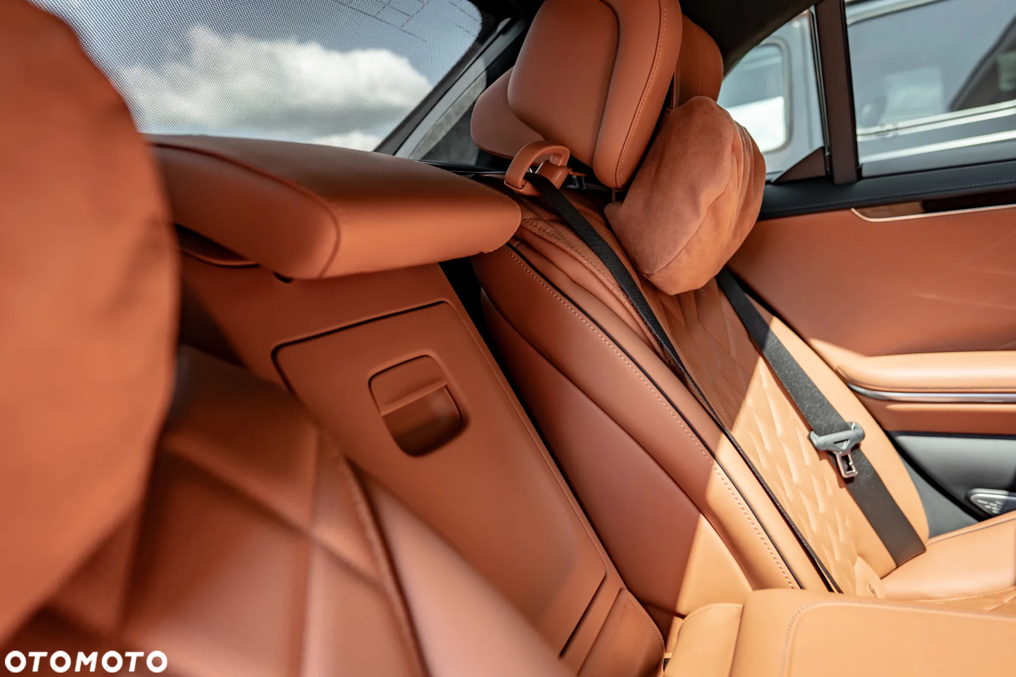 Mercedes-Benz Klasa S 450 d 4Matic L 9G-TRONIC - 37