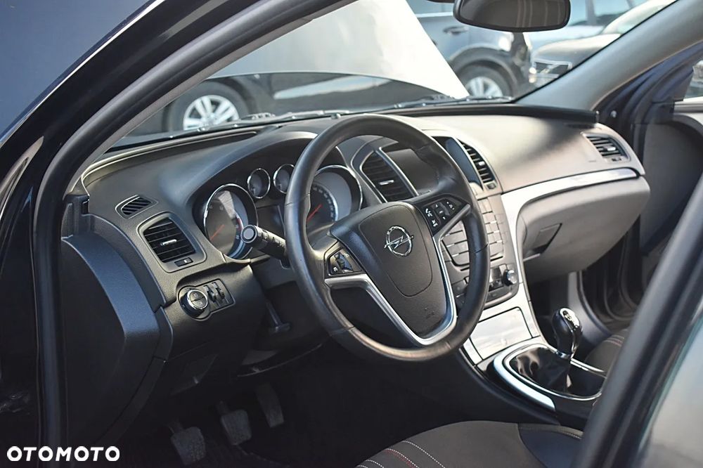 Opel Insignia 2.0 T Cosmo 4x4 S&S - 18