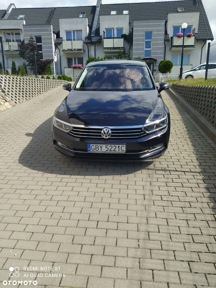 Volkswagen Passat - 2