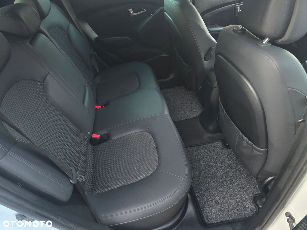 Hyundai ix35 2.0 2WD Style - 28