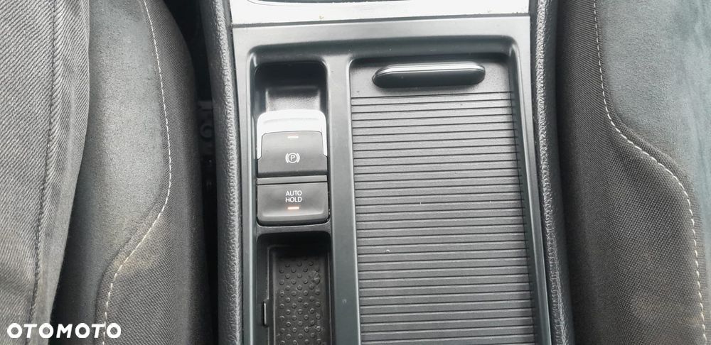 Volkswagen Golf - 30