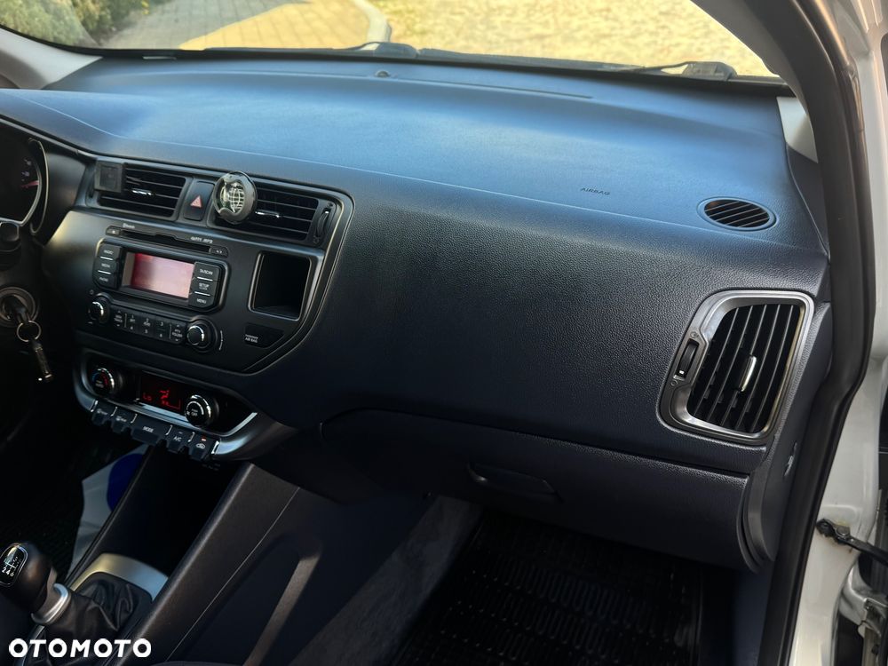 Kia Rio 1.4 Platinum Edition - 29