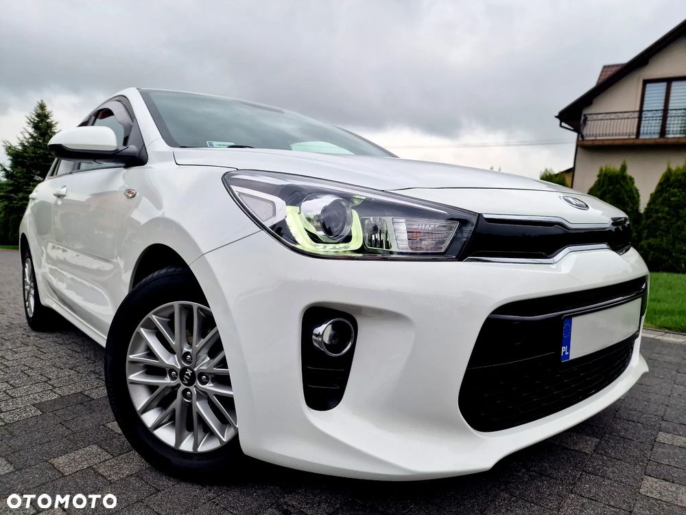 Kia Rio 1.4 L - 32