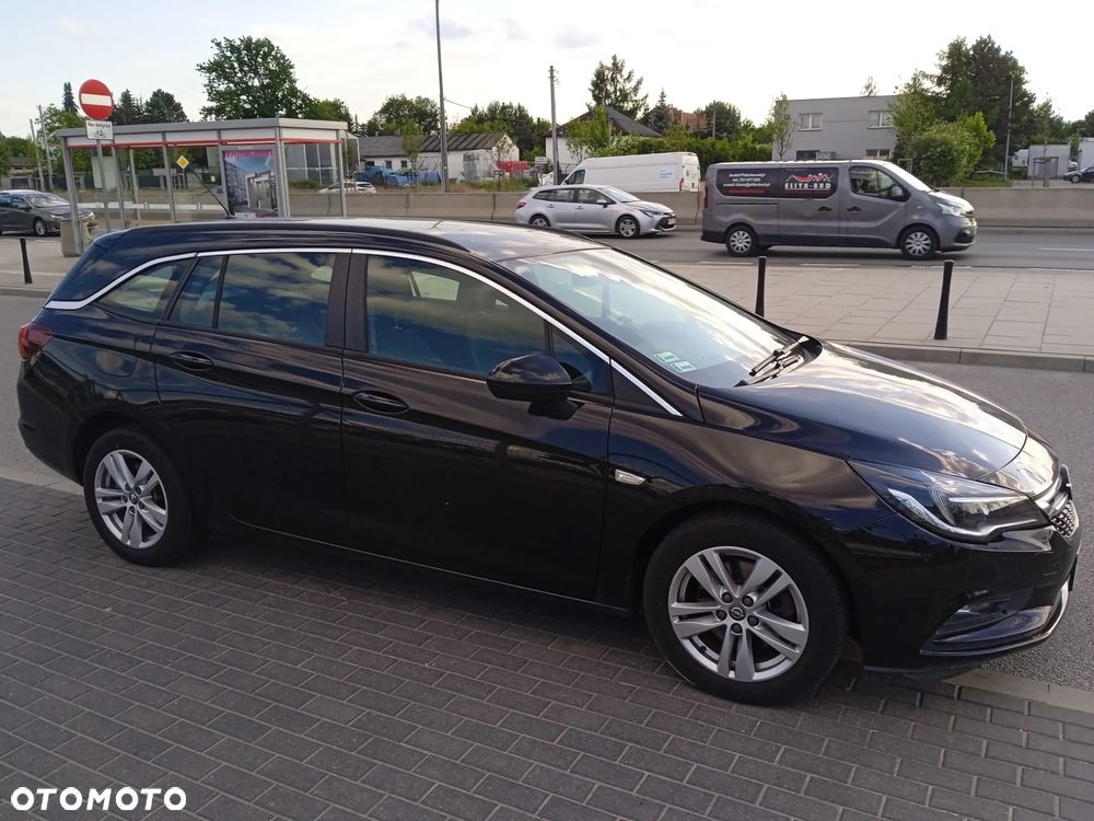 Opel Astra 1.6 CDTI Enjoy S&S - 26