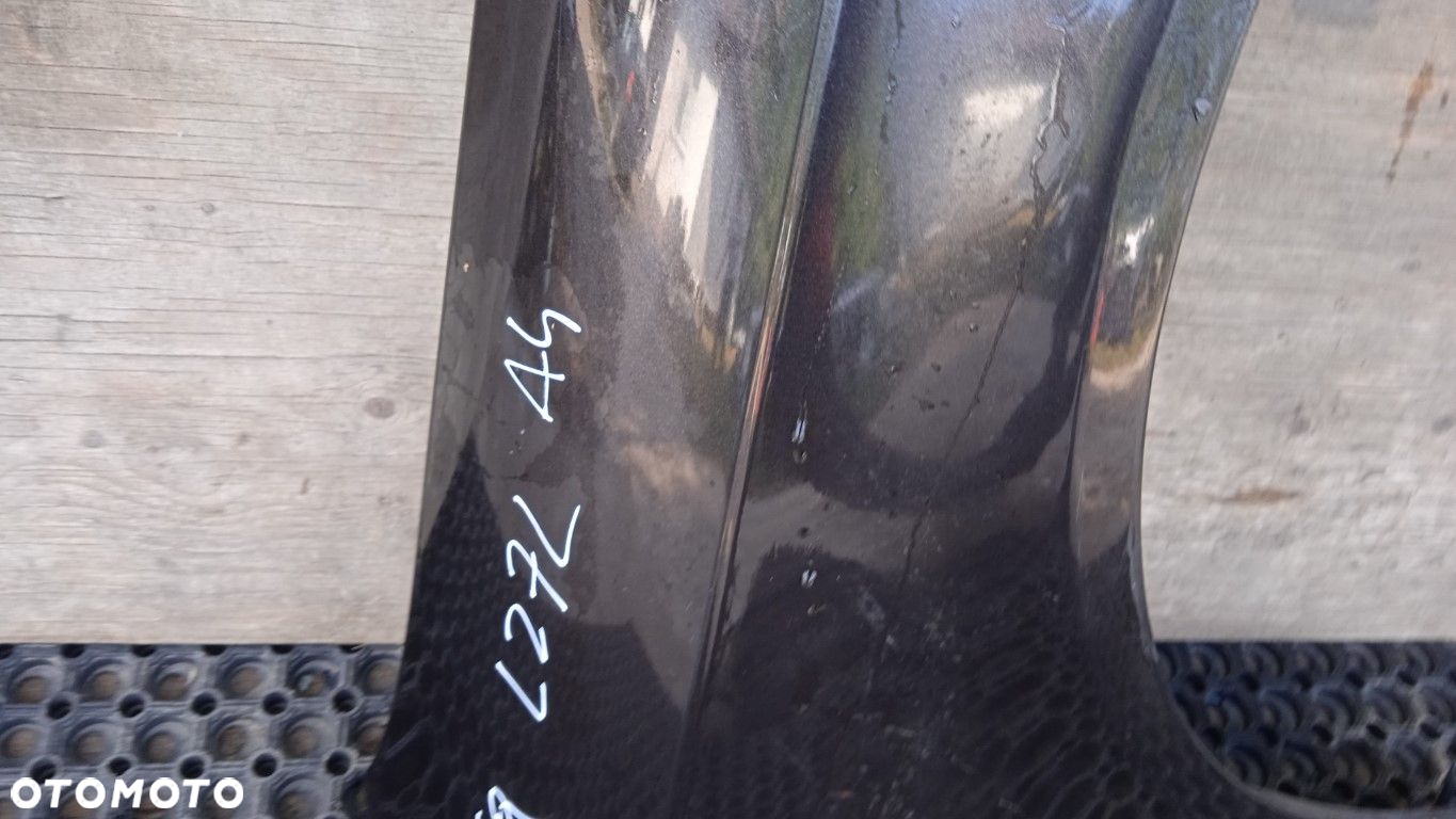 AUDI A4 B7 BŁOTNIK PRZÓD PRAWY LZ7L - 7