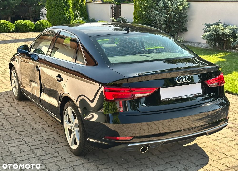 Audi A3 Limousine 30 TFSI sport - 2
