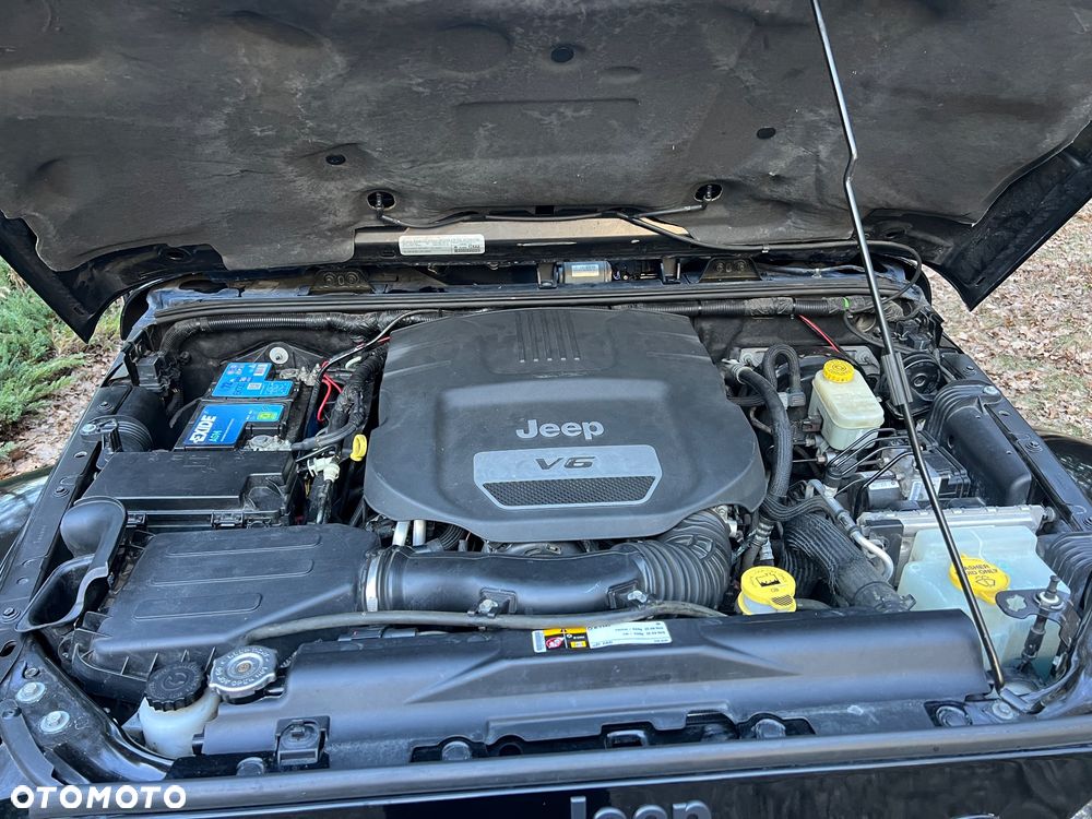 Jeep Wrangler 3.6 Unlim Rubicon - 14