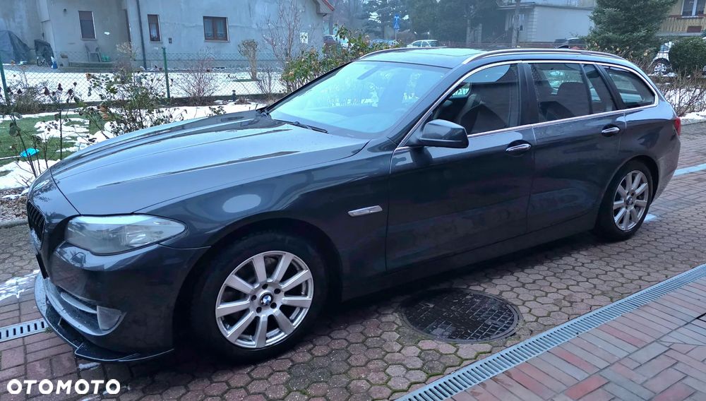 BMW Seria 5 520d Luxury Line - 14