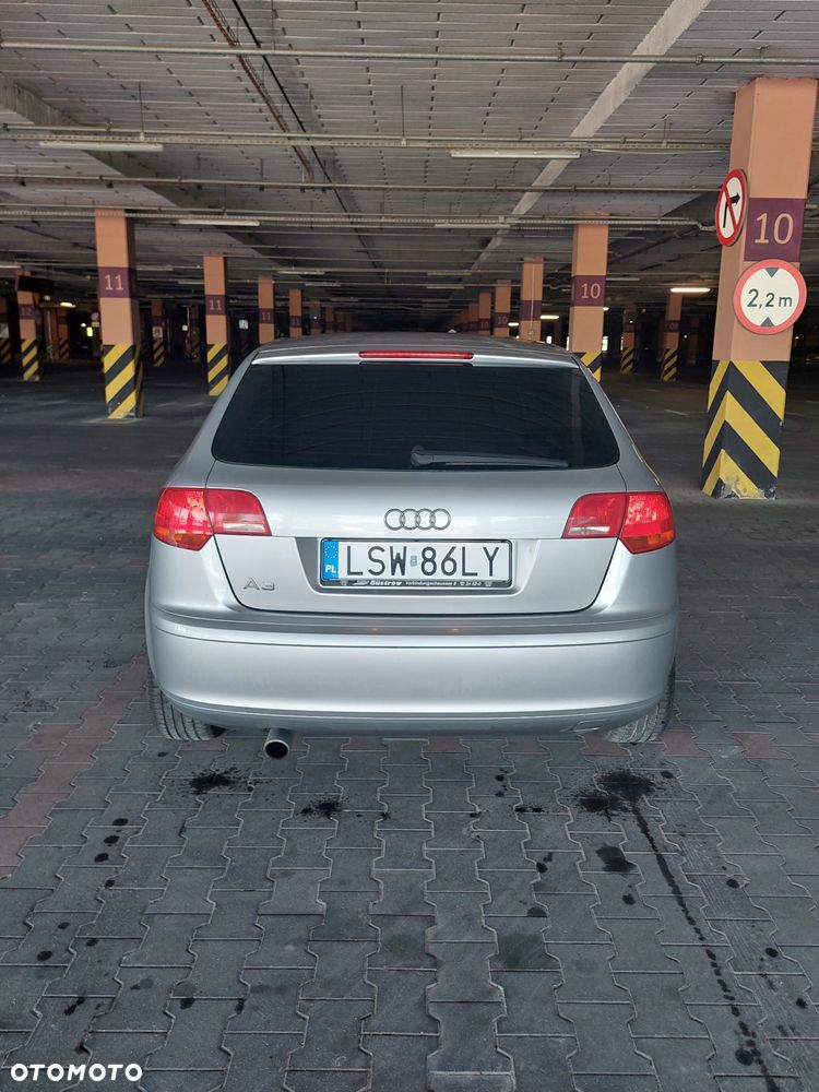 Audi A3 Sportback 1.6 tiptronic Ambiente - 8