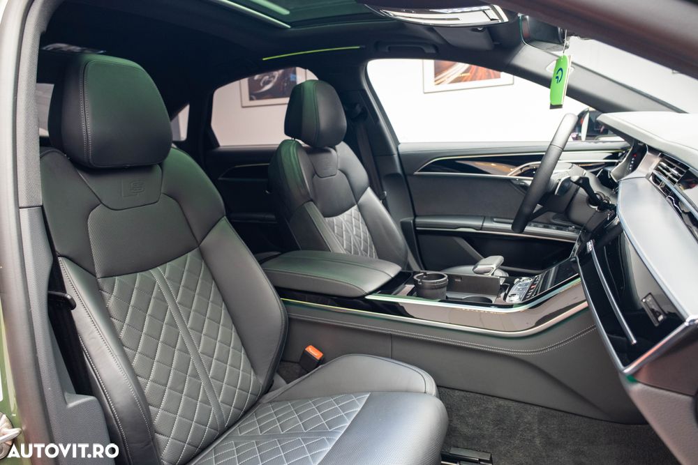 Audi A8 55 TFSI quattro Tiptronic MHEV - 24