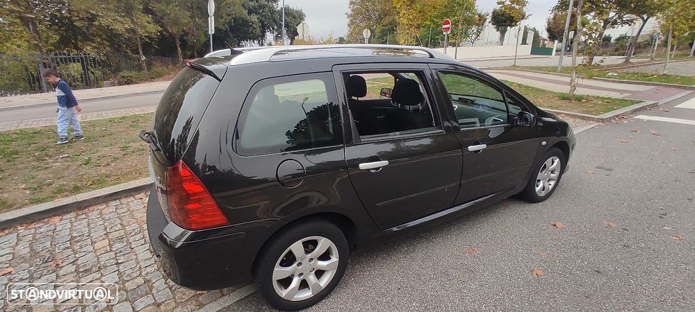 Peugeot 307 SW 1.6 HDi Black & Silver - 3