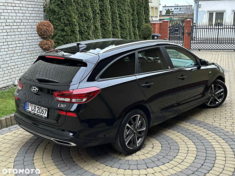Hyundai i30 1.5 T-GDI 48V-Hybrid EDITION 30+ - 14
