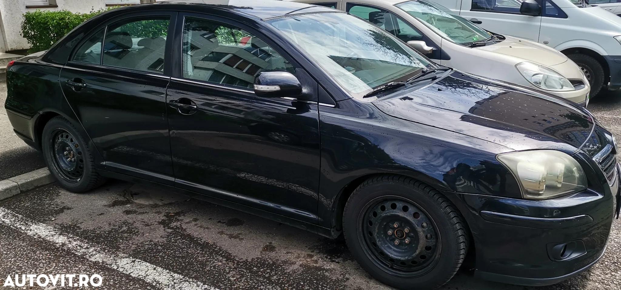 Toyota Avensis - 2