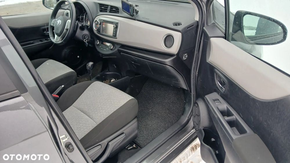 Toyota Yaris 1.33 VVT-i Multidrive S Executive - 13