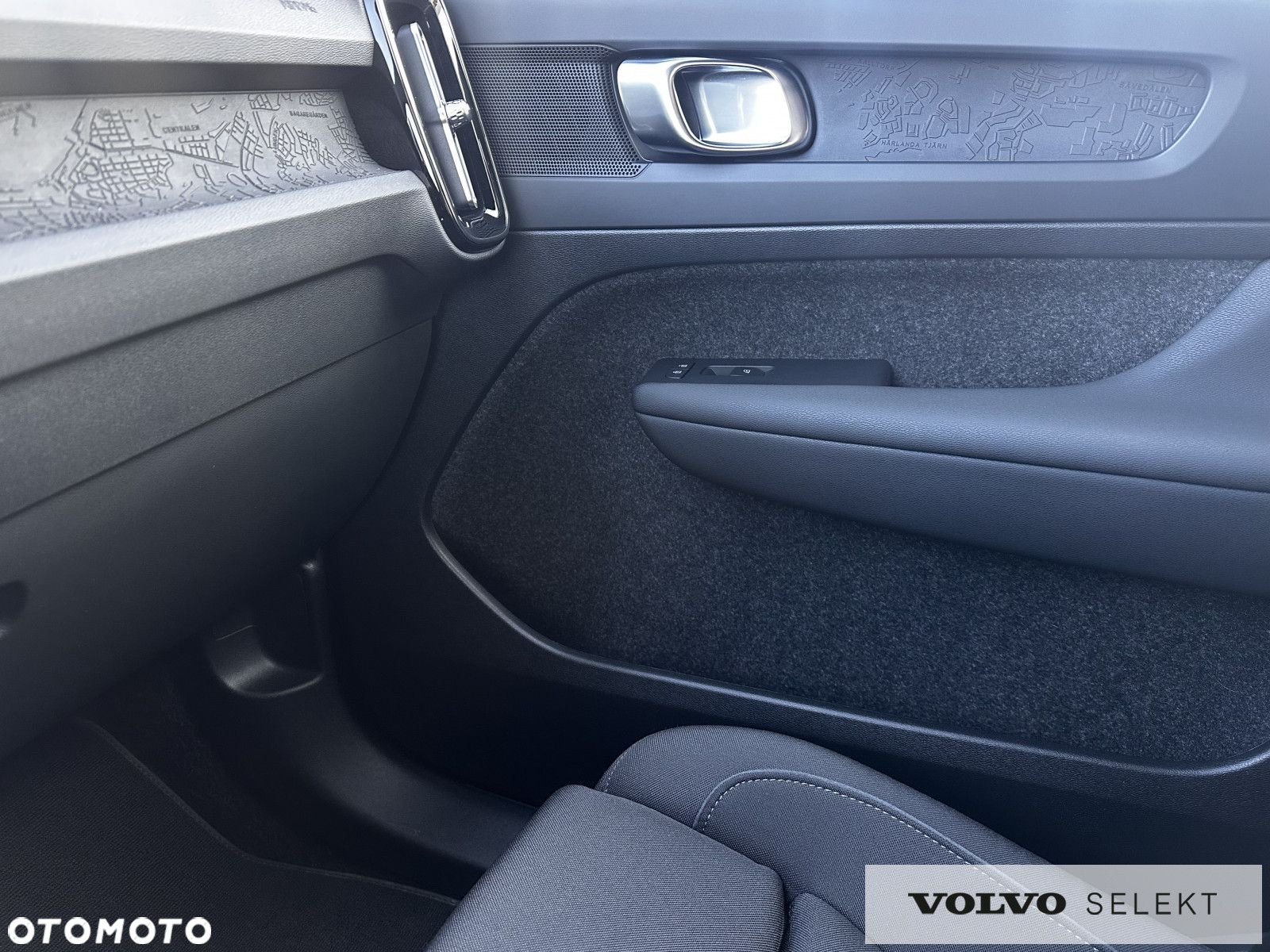 Volvo XC 40 - 18