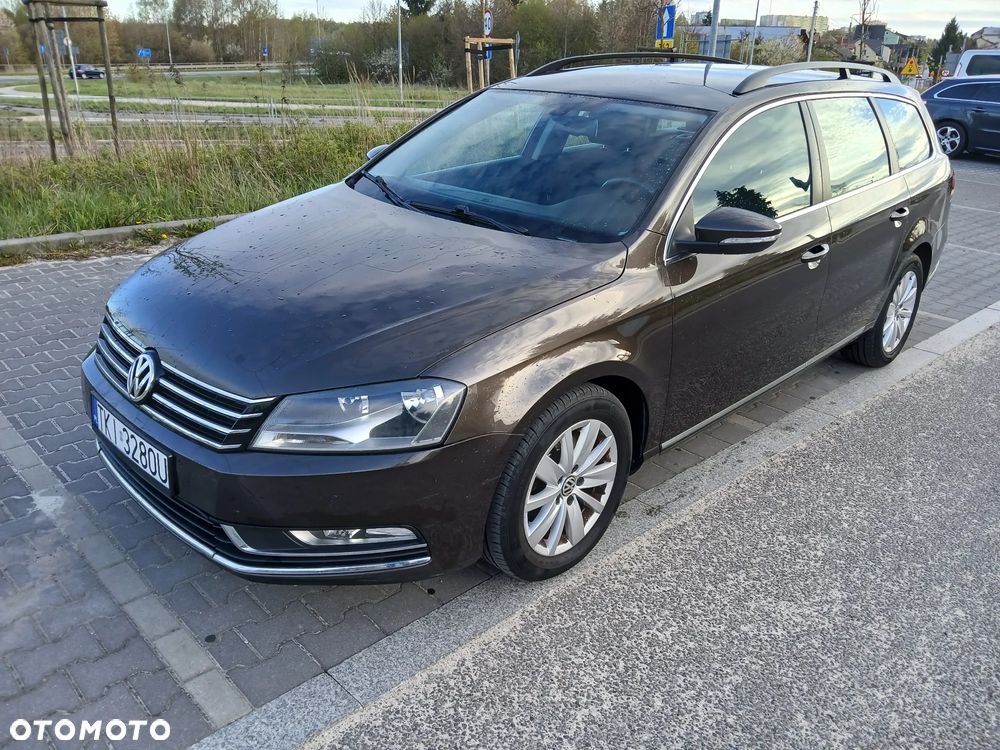 Volkswagen Passat 1.6 TDI Comfortline - 1