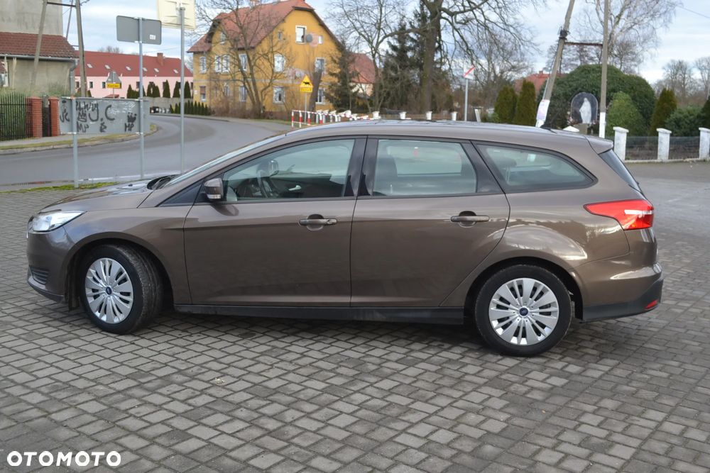 Ford Focus SW 1.0 EcoBoost Trend - 10